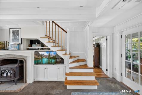 7 Middlefield Street Groton CT 06340