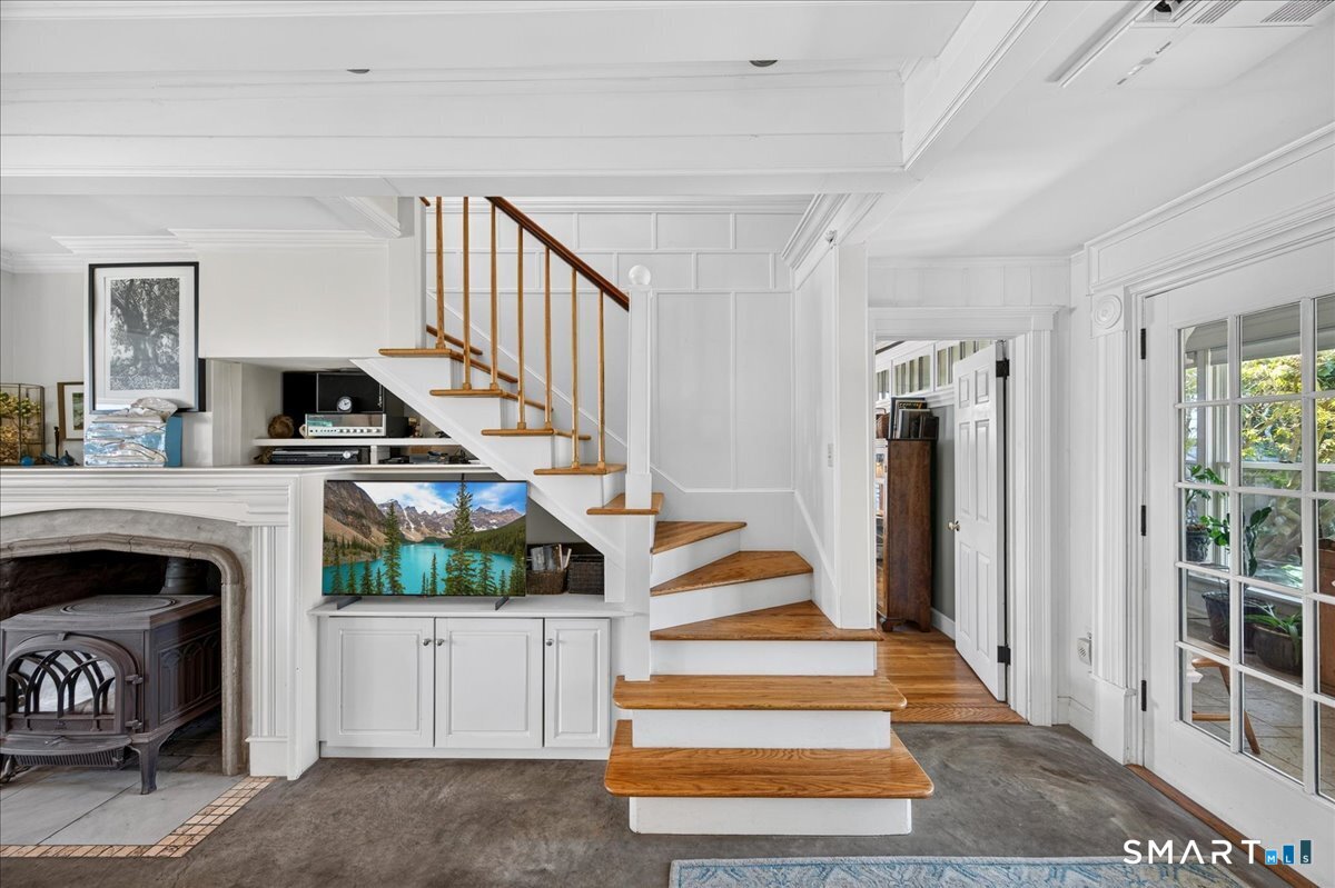 7 Middlefield Street Groton CT 06340