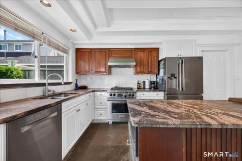 7 Middlefield Street Groton CT 06340