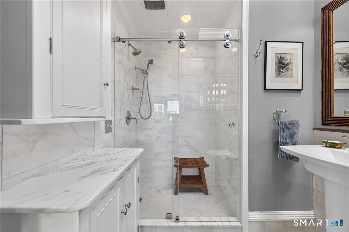 7 Middlefield Street Groton CT 06340