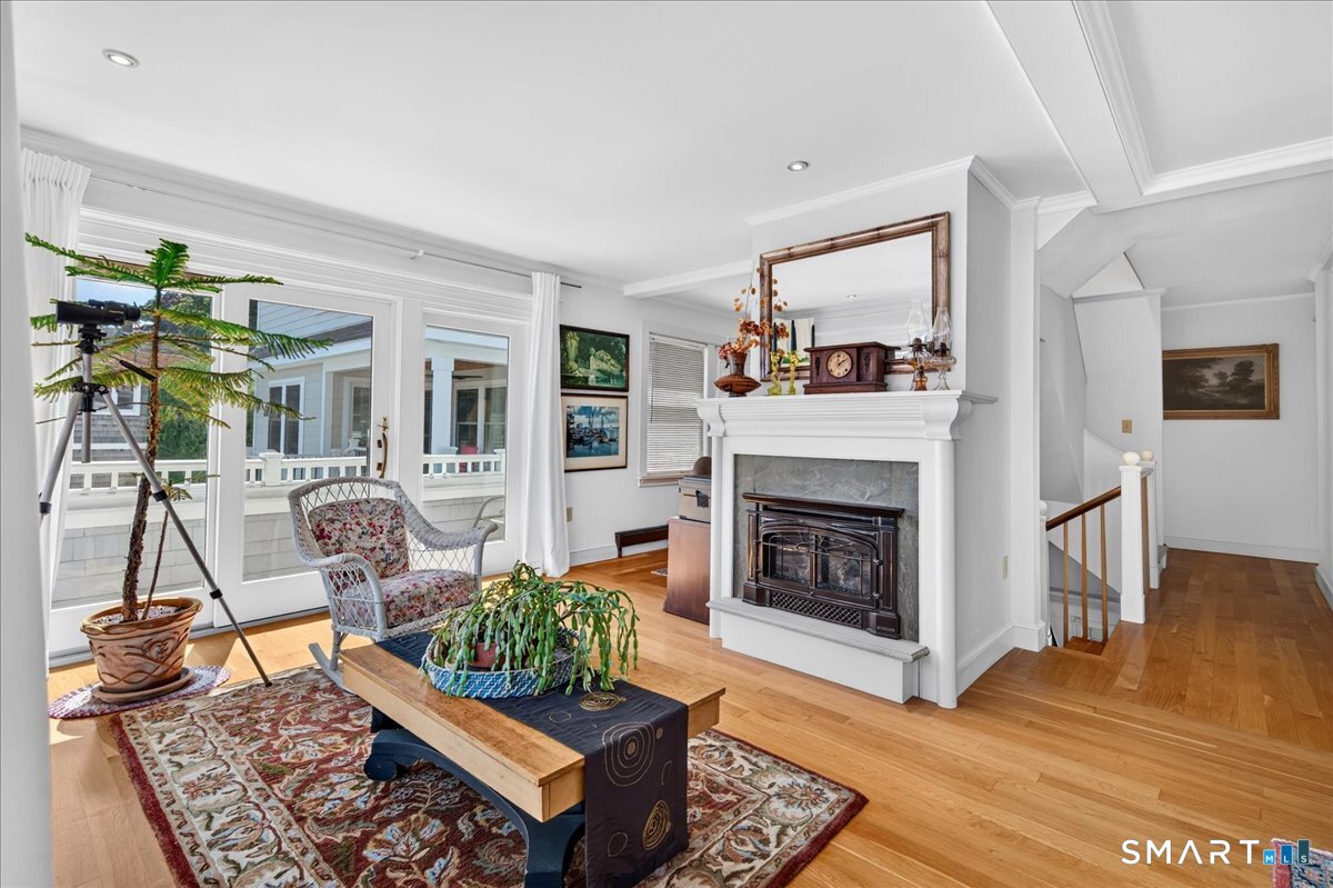 7 Middlefield Street Groton CT 06340