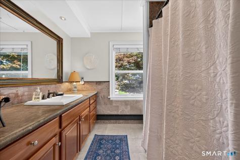 7 Middlefield Street Groton CT 06340