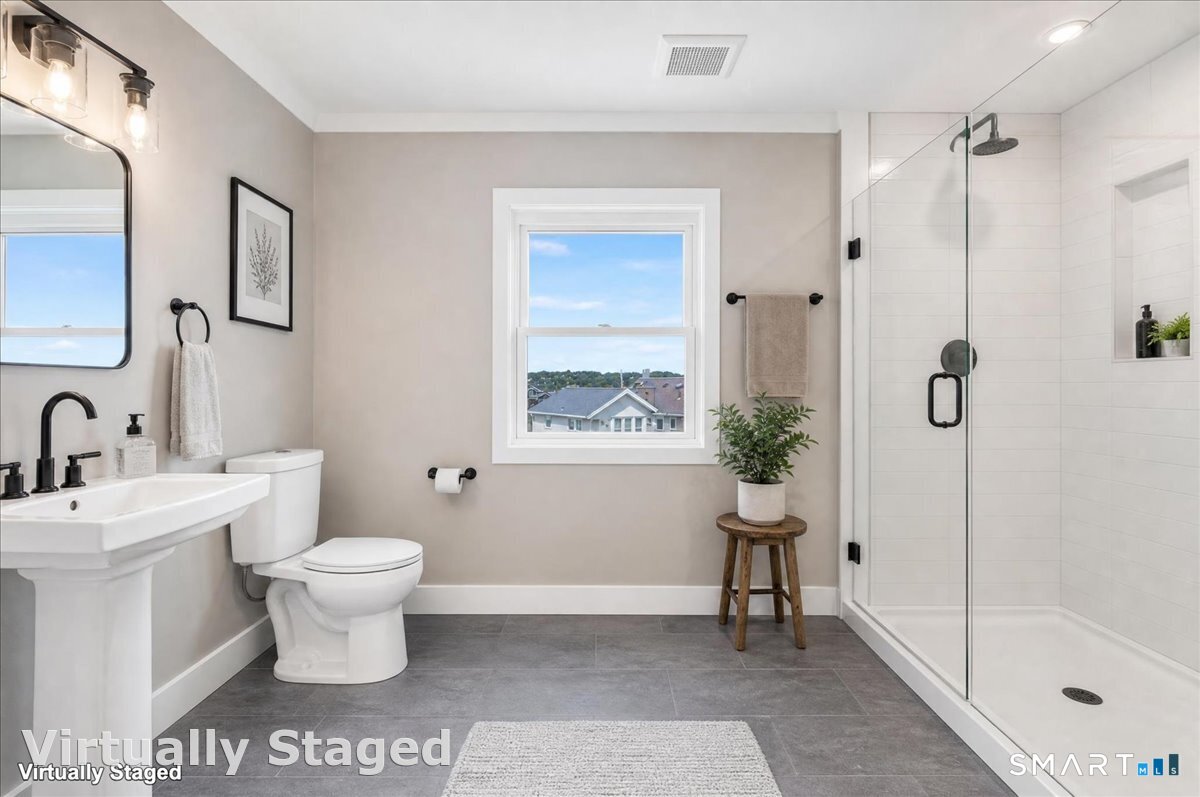 7 Middlefield Street Groton CT 06340