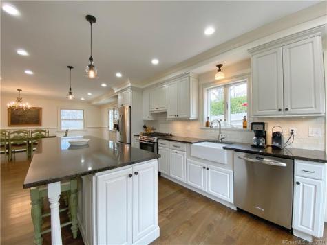 10 Edith Lane Norwalk CT 06851