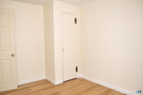 202 Crescent Drive East Hartford CT 06118