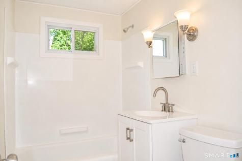 202 Crescent Drive East Hartford CT 06118