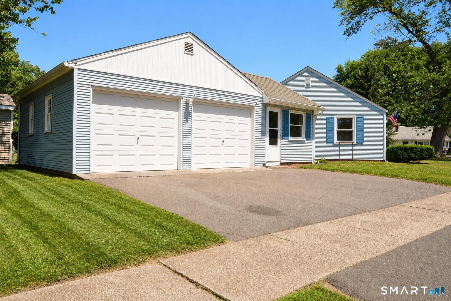 202 Crescent Drive East Hartford CT 06118