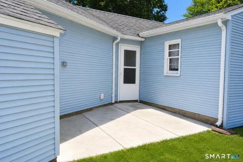 202 Crescent Drive East Hartford CT 06118