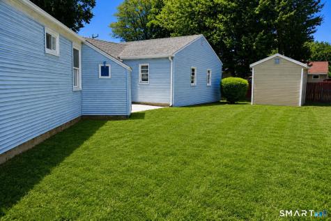 202 Crescent Drive East Hartford CT 06118