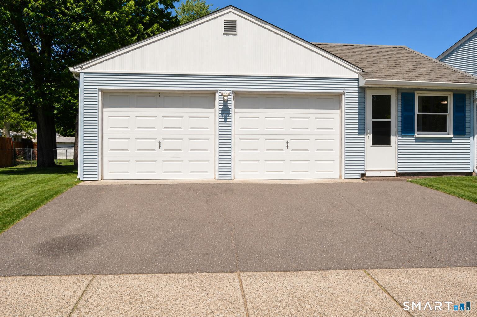 202 Crescent Drive East Hartford CT 06118
