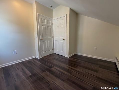 6 Hillside Court Middletown CT 06457