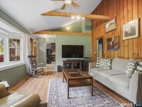 12 Edith Lane Norwalk CT 06851