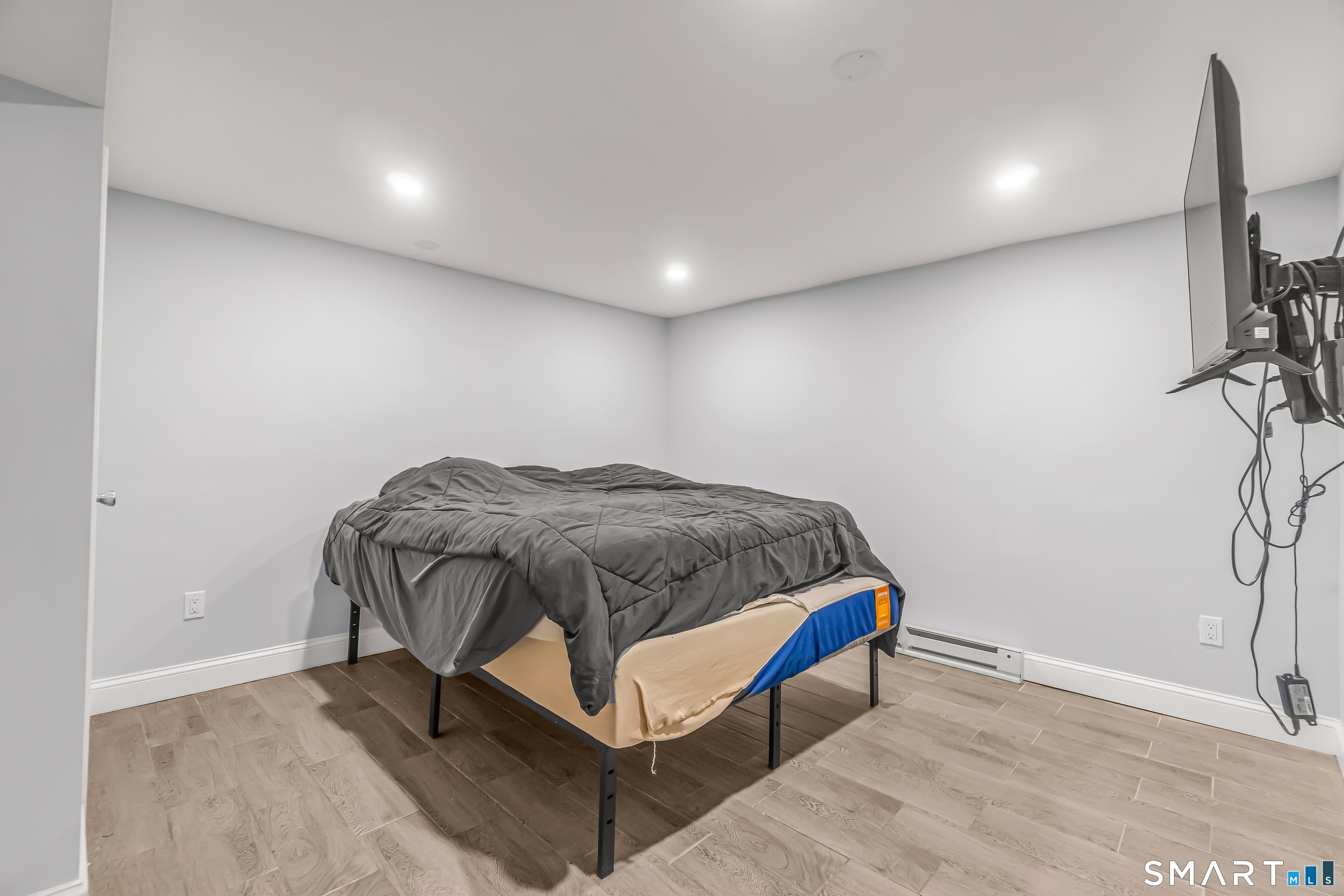 19 Lester Street Ansonia CT 06401