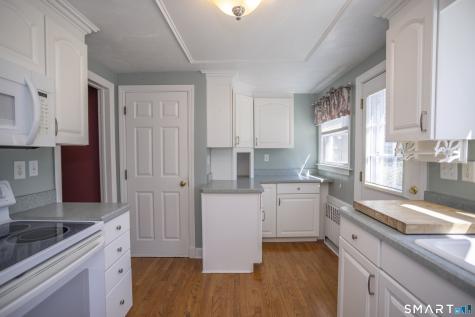 32 King Street Old Saybrook CT 06475