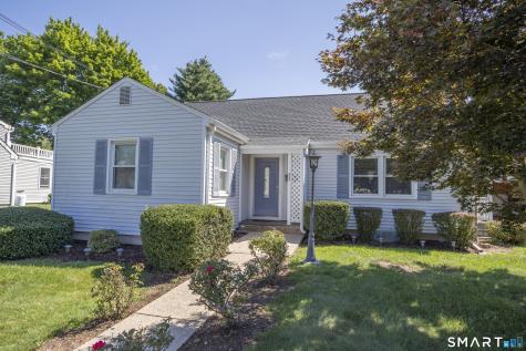 32 King Street Old Saybrook CT 06475