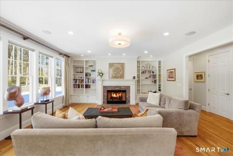 17 Bittersweet Way Stonington CT 06378