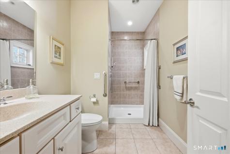 17 Bittersweet Way Stonington CT 06378