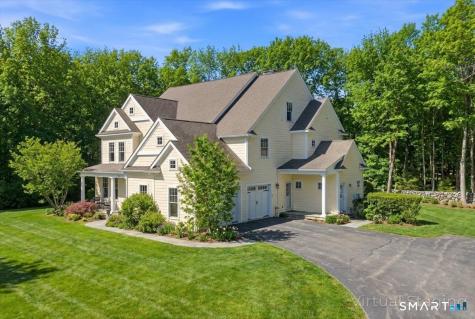 17 Bittersweet Way Stonington CT 06378