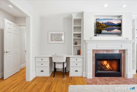 17 Bittersweet Way Stonington CT 06378