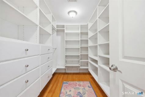 17 Bittersweet Way Stonington CT 06378