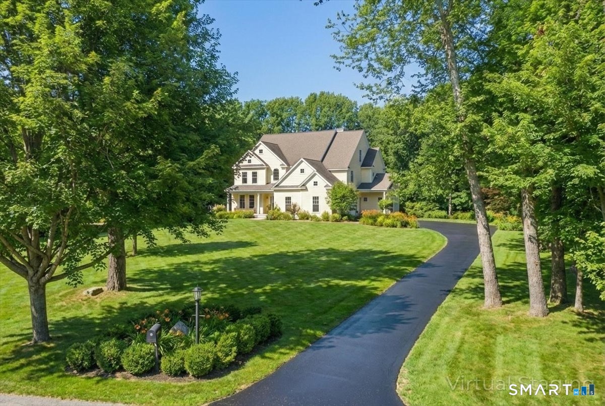 17 Bittersweet Way Stonington CT 06378