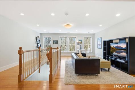 17 Bittersweet Way Stonington CT 06378