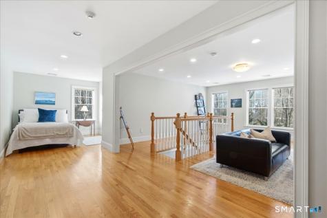 17 Bittersweet Way Stonington CT 06378