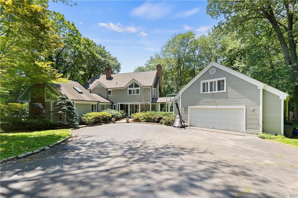 41 Gay Bowers Road Fairfield CT 06824