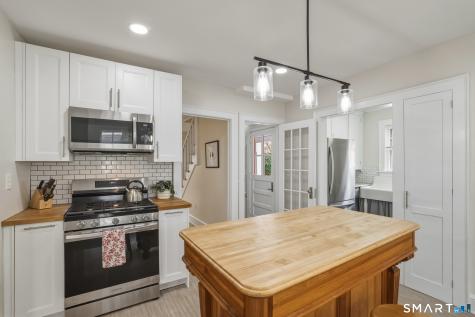 365 Maple Avenue Cheshire CT 06410