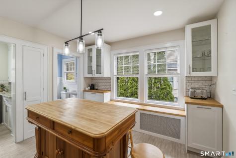 365 Maple Avenue Cheshire CT 06410