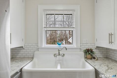 365 Maple Avenue Cheshire CT 06410