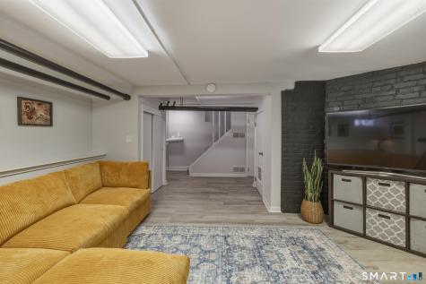 365 Maple Avenue Cheshire CT 06410