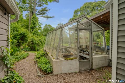559 Old Laurel Hill Road Norwich CT 06360