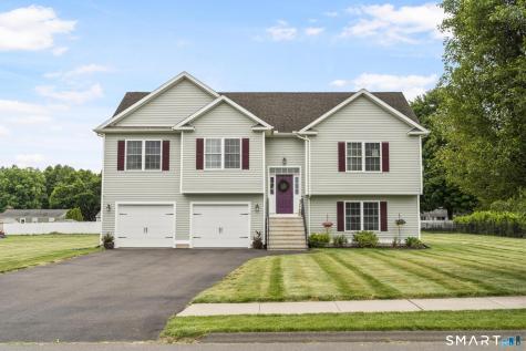 6 Meeting House Lane Enfield CT 06082