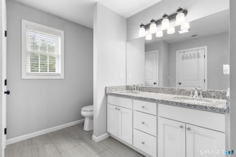 6 Meeting House Lane Enfield CT 06082