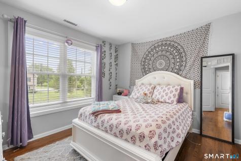 6 Meeting House Lane Enfield CT 06082