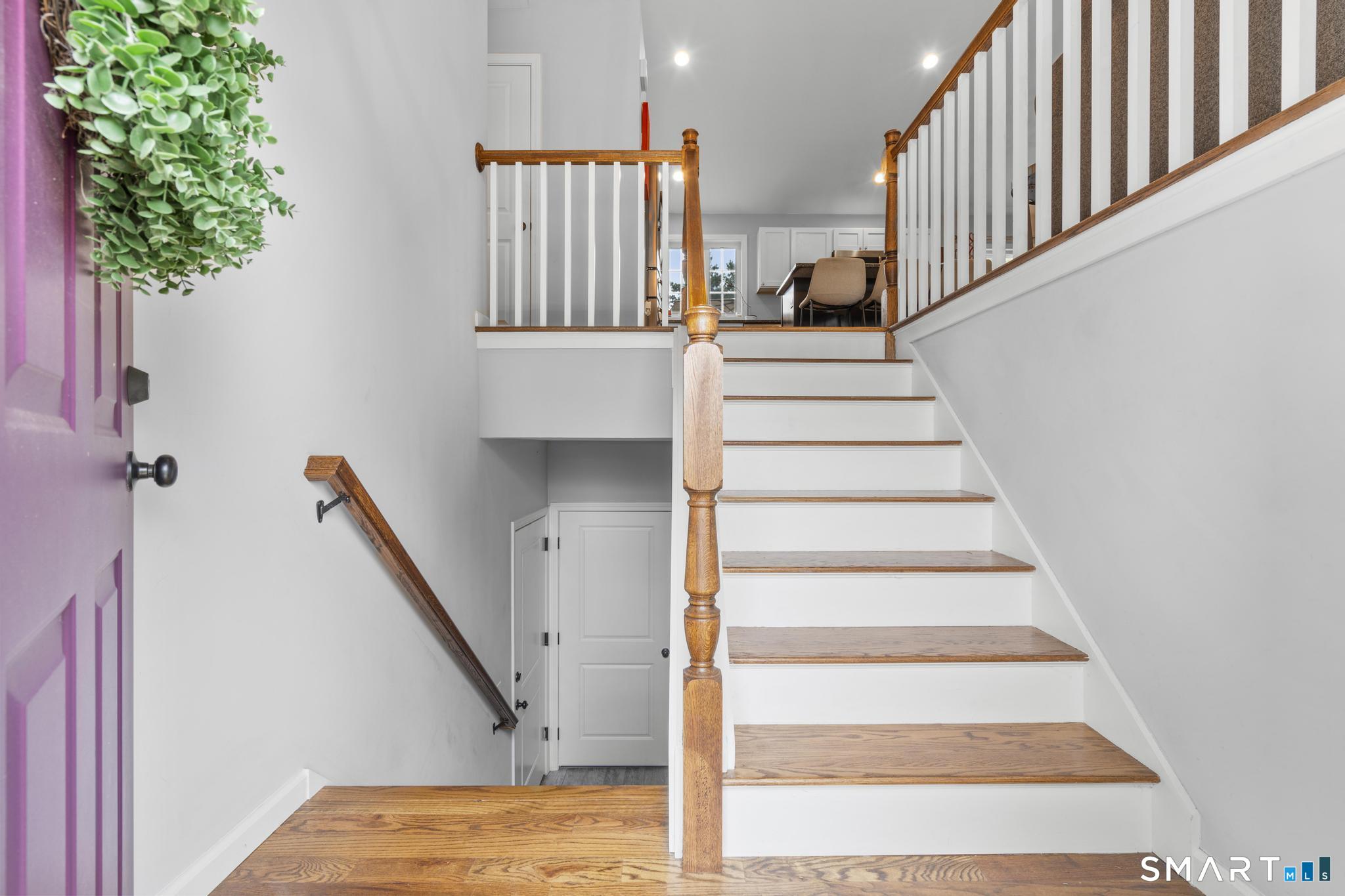 6 Meeting House Lane Enfield CT 06082