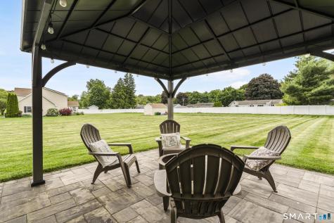 6 Meeting House Lane Enfield CT 06082