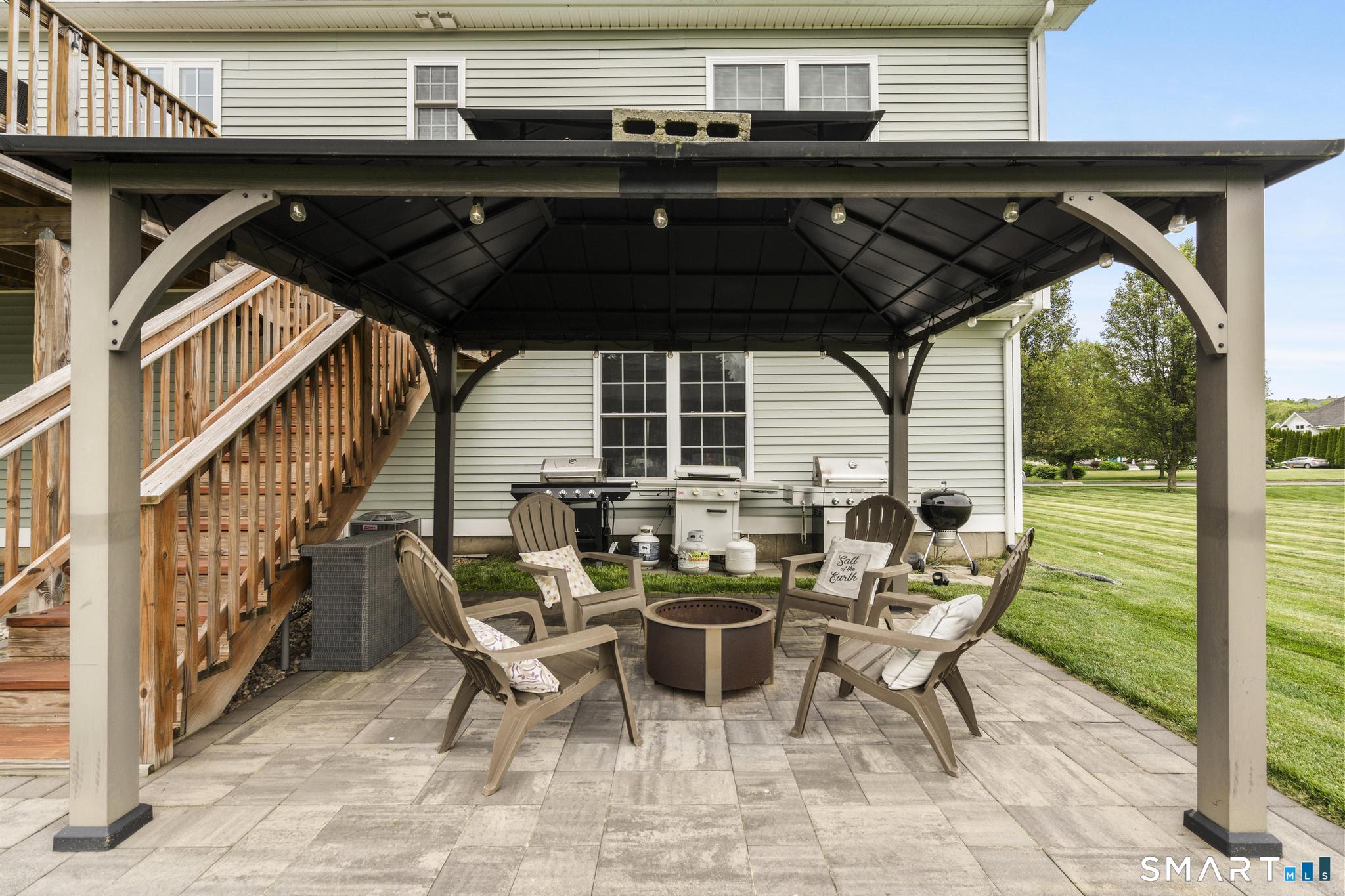 6 Meeting House Lane Enfield CT 06082