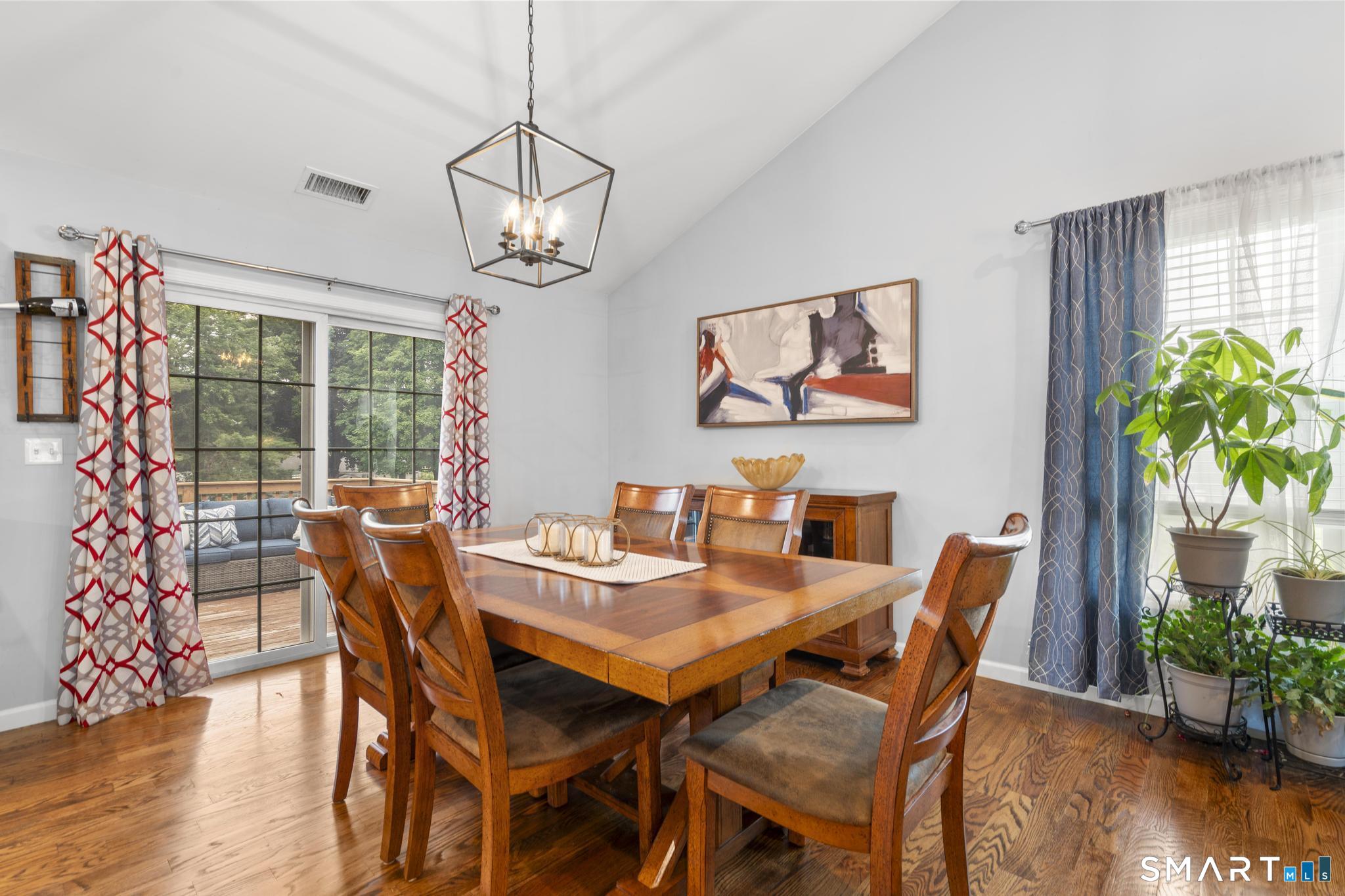 6 Meeting House Lane Enfield CT 06082