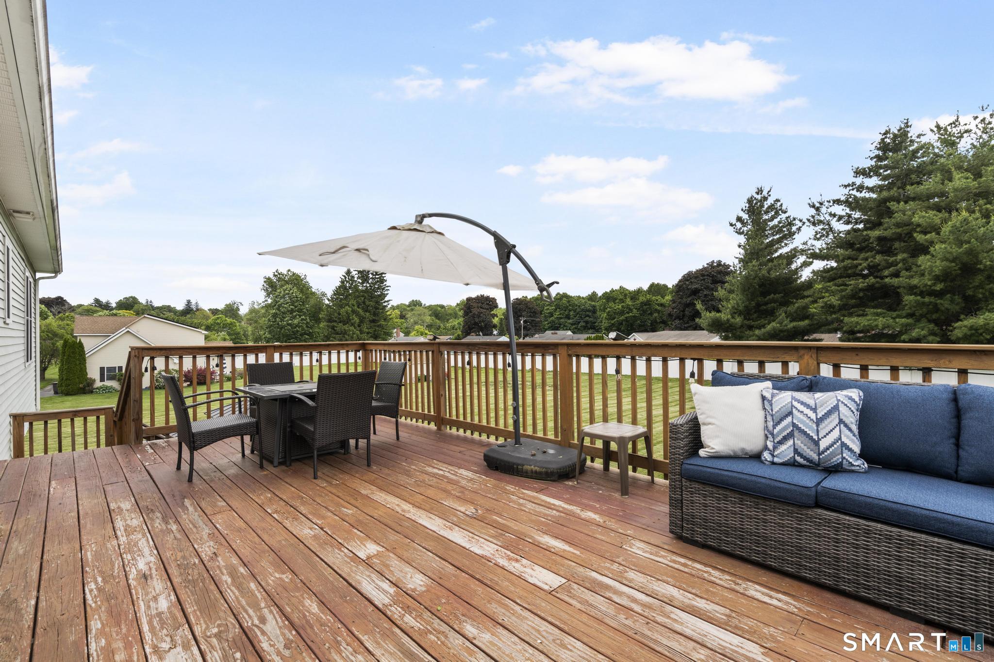 6 Meeting House Lane Enfield CT 06082
