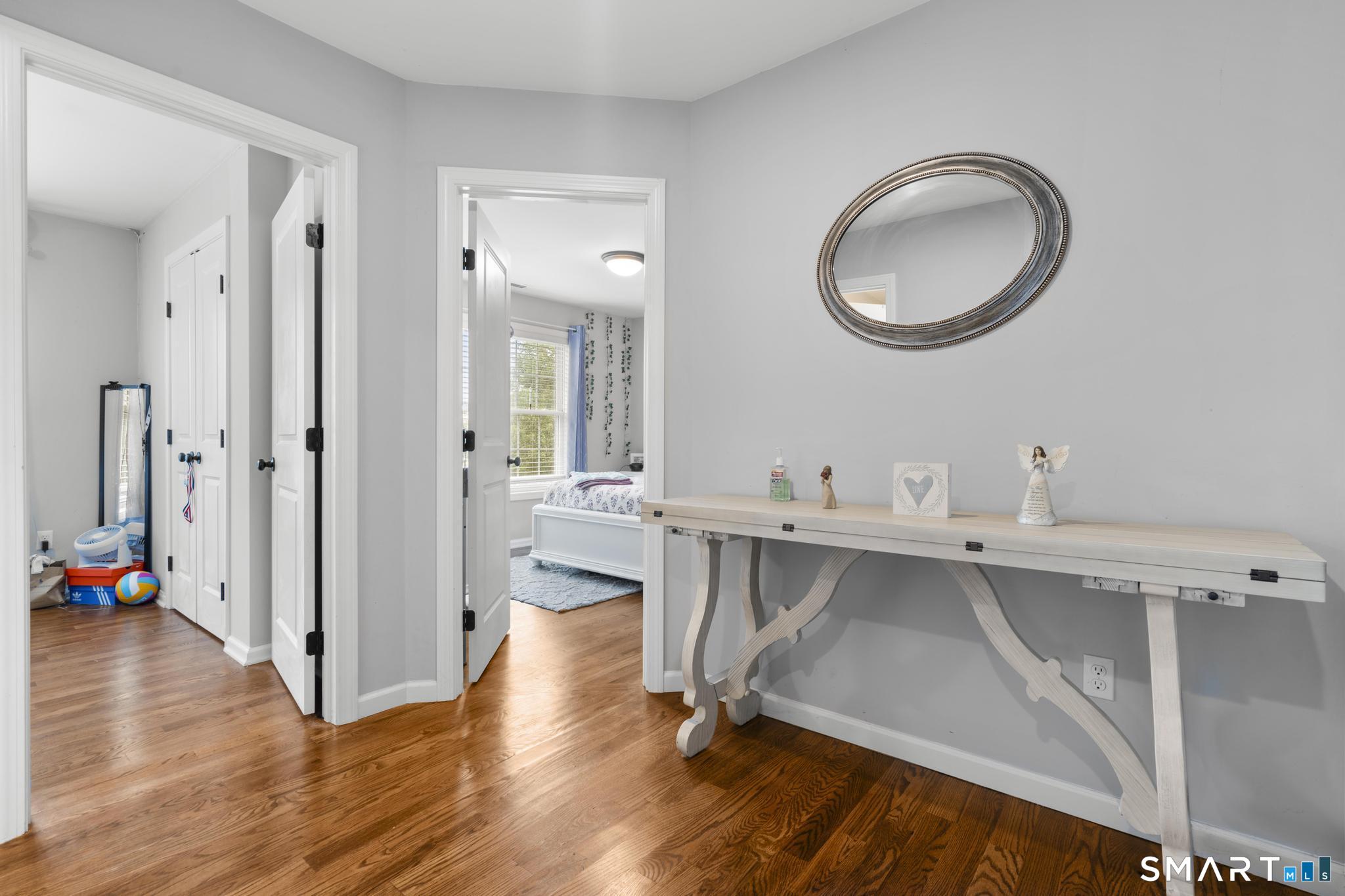 6 Meeting House Lane Enfield CT 06082