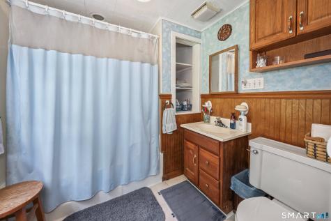 88 Tracy Street Thomaston CT 06787