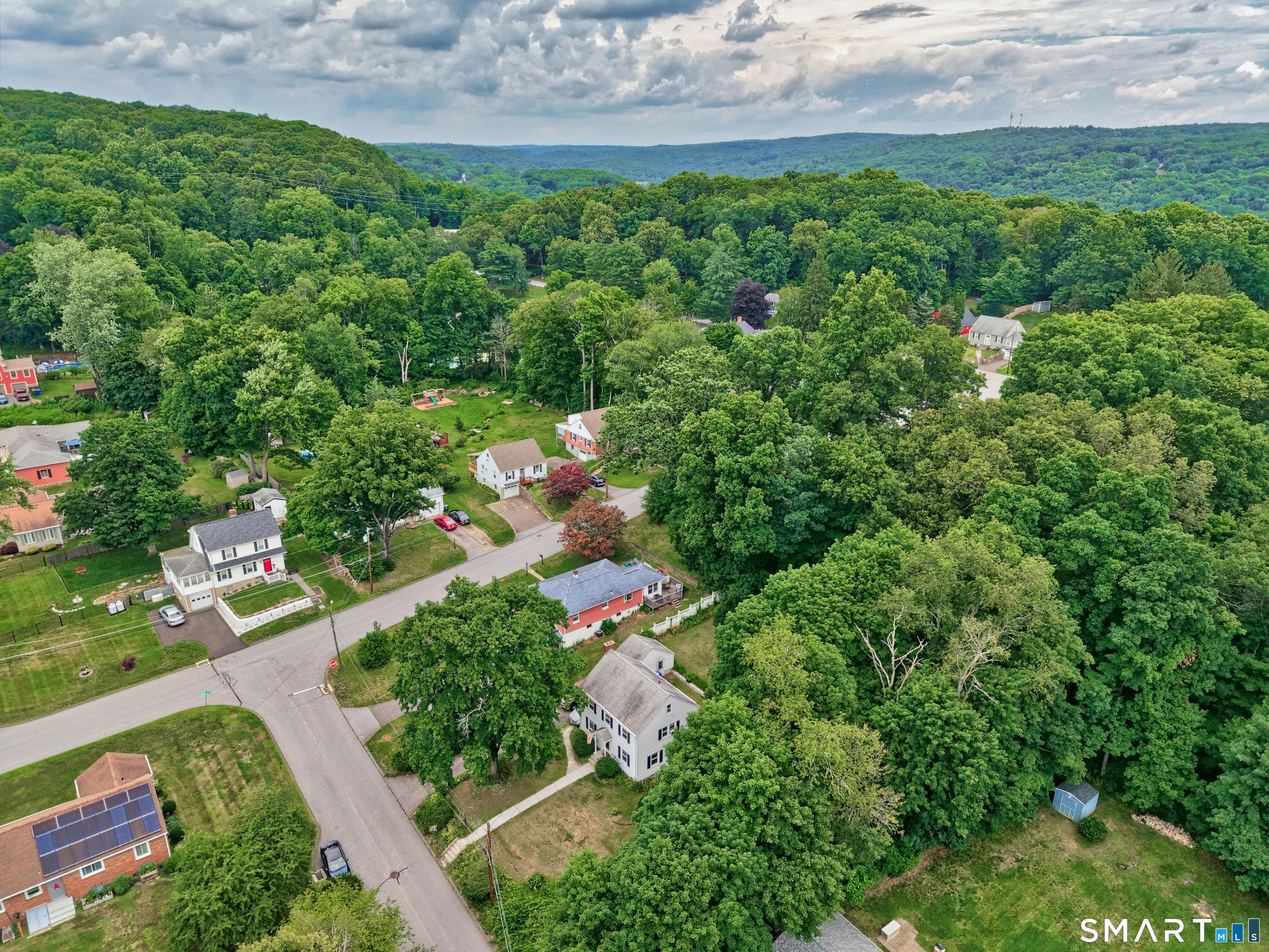 88 Tracy Street Thomaston CT 06787