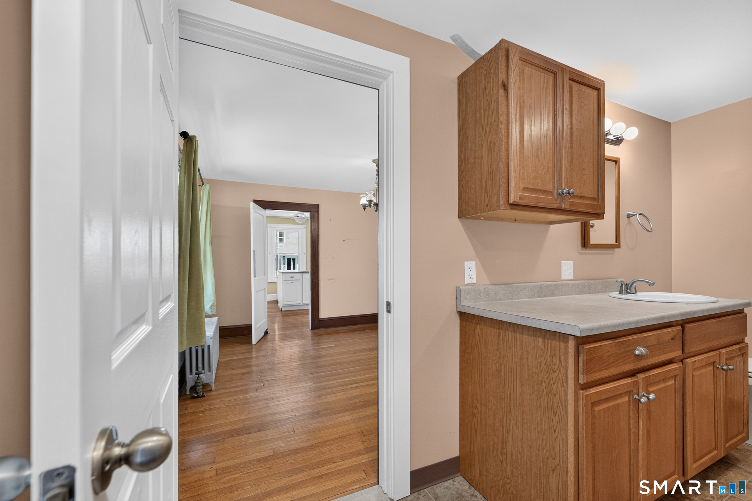 22 Goldberg Avenue Norwich CT 06360