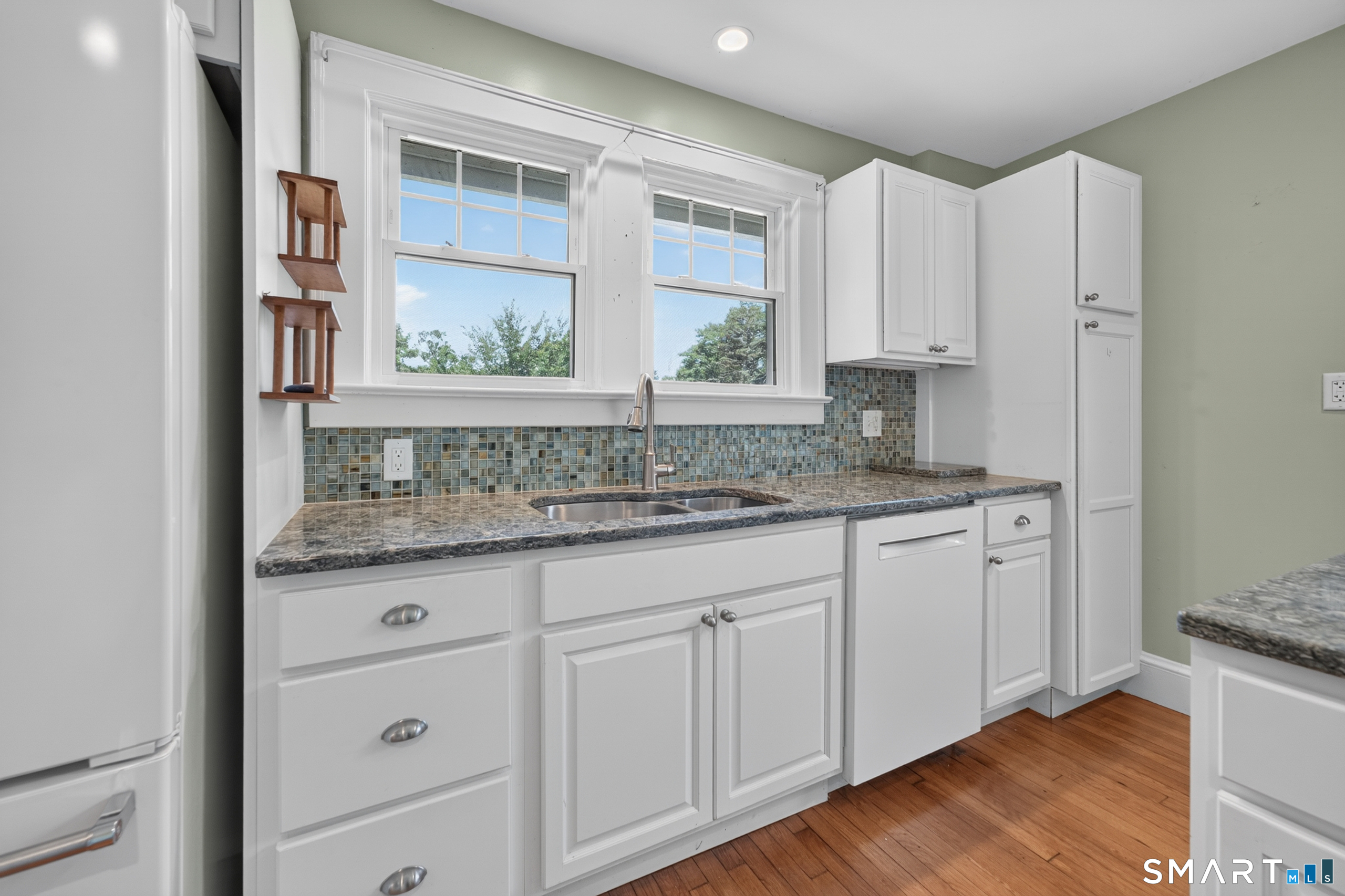 22 Goldberg Avenue Norwich CT 06360