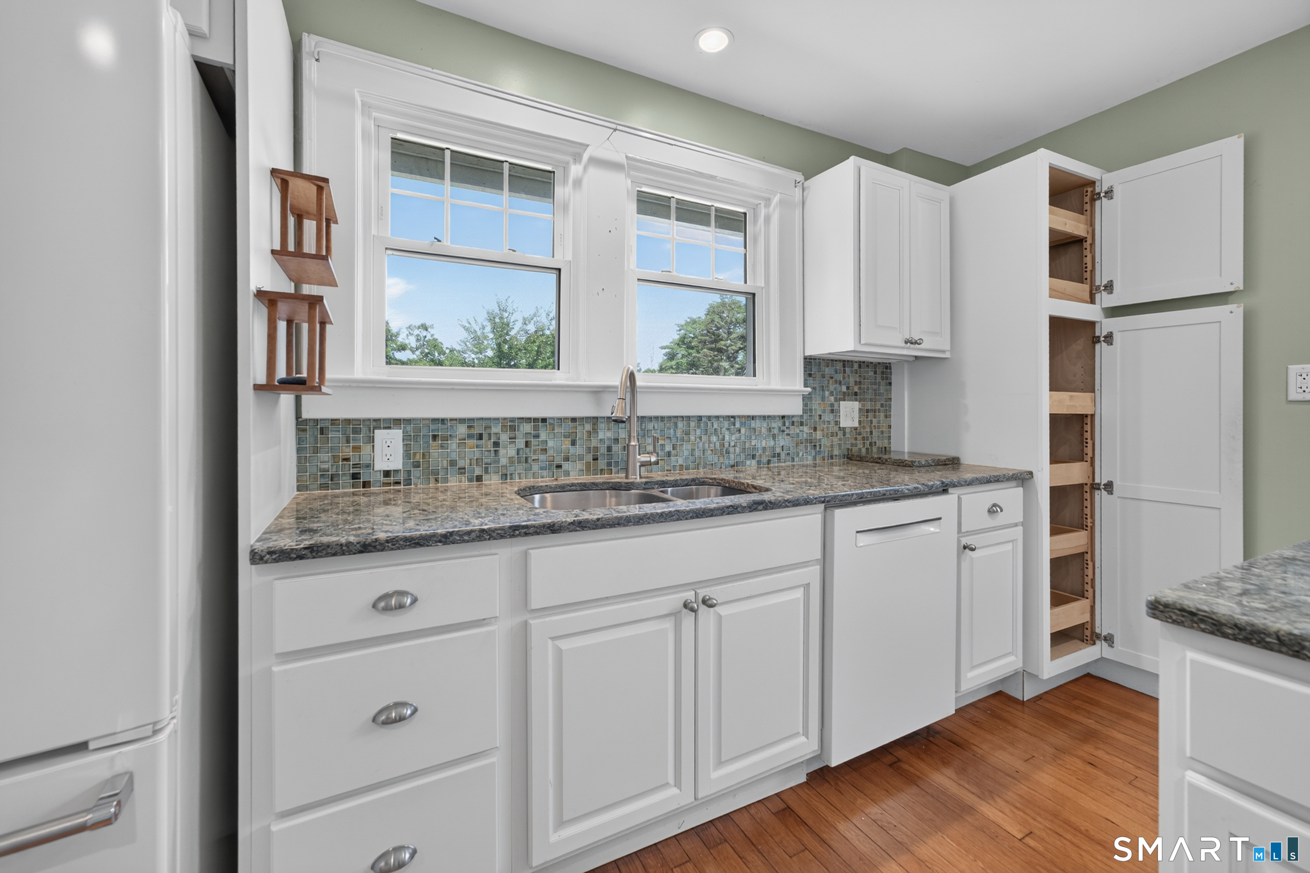 22 Goldberg Avenue Norwich CT 06360