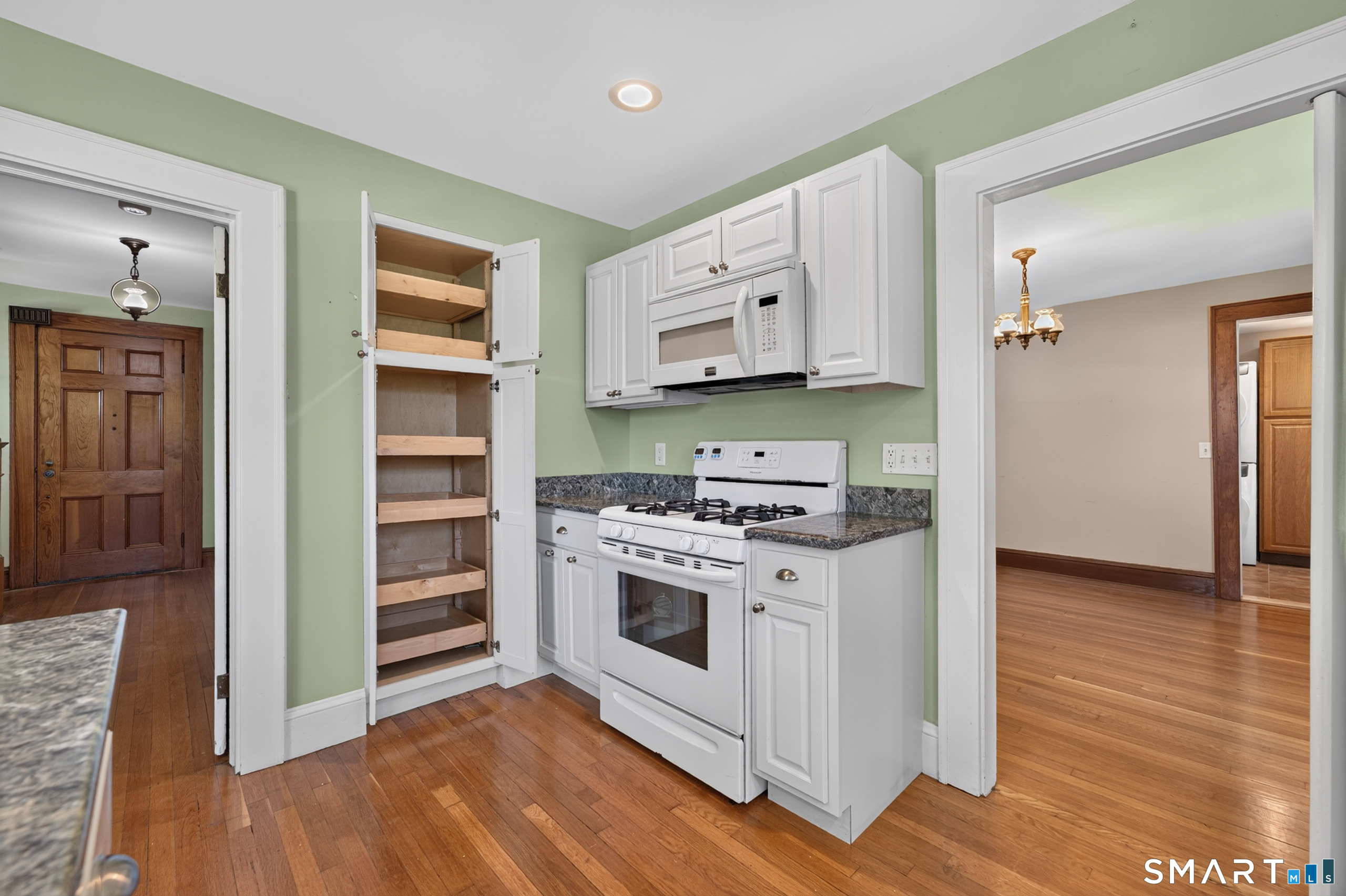 22 Goldberg Avenue Norwich CT 06360