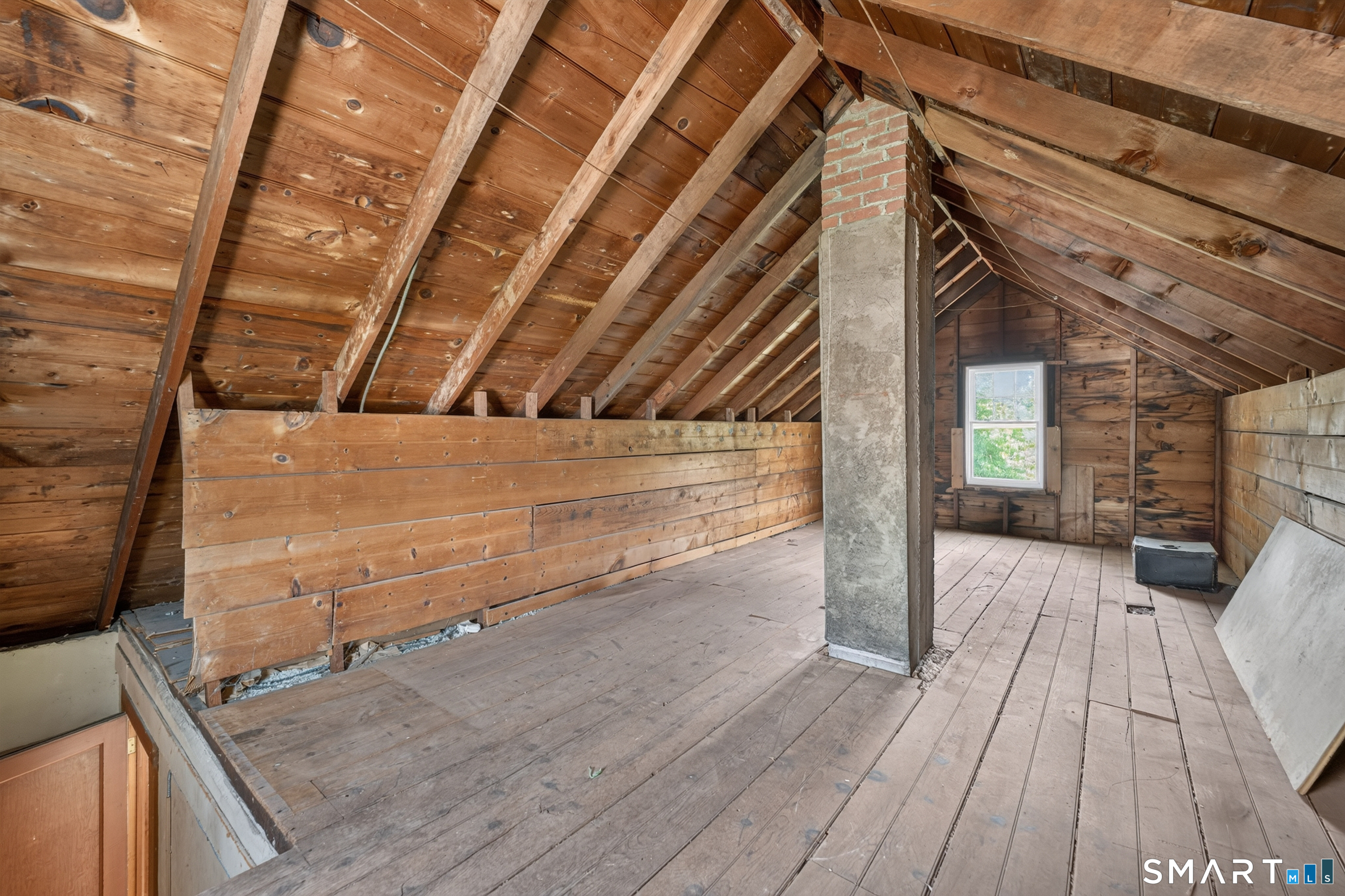 22 Goldberg Avenue Norwich CT 06360