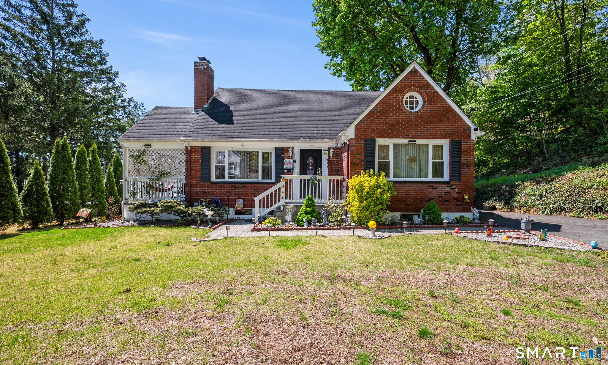 85 Dwight Street Ansonia CT 06401